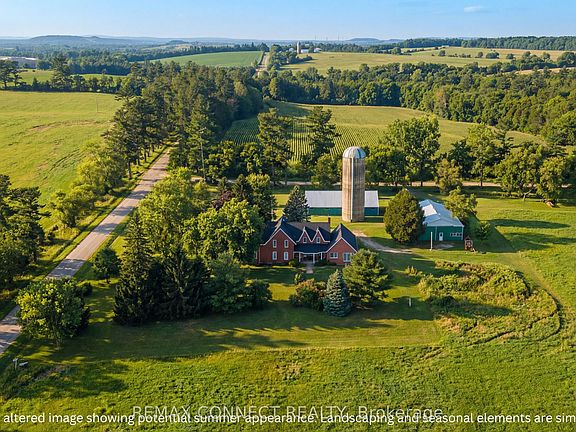 2nd image of 7596 Vimy Ridge Rd