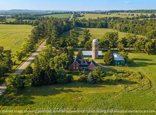 7596 Vimy Ridge Rd, Hamilton, ON L1A3V6