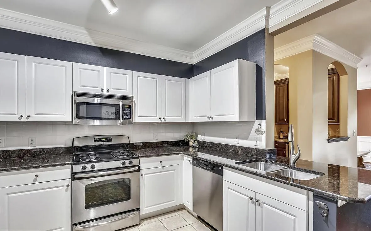 436 Orchard Ridge Dr — Photo 1