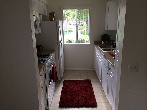 4th image of 21 Bear Paw APT 22A