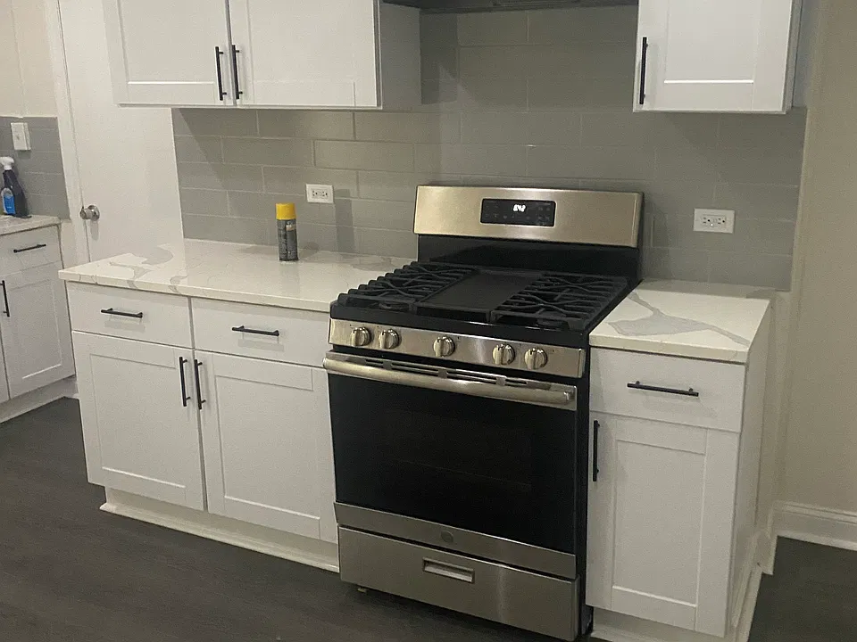 489 Port Reading Ave #4