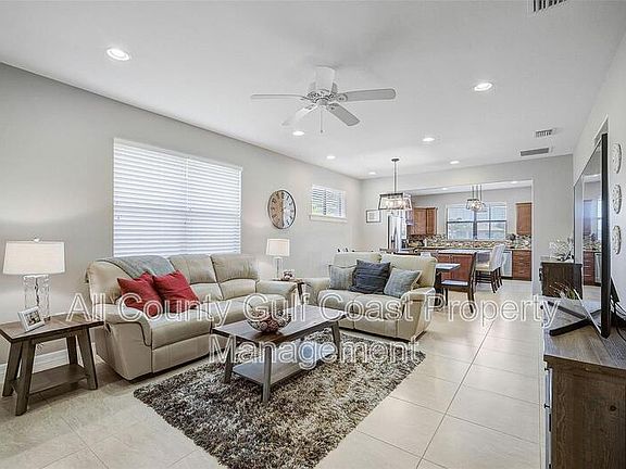 5th image of 13837 Posada St