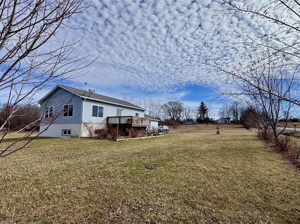 923 Poplar Ridge Rd, Aurora, NY 13026