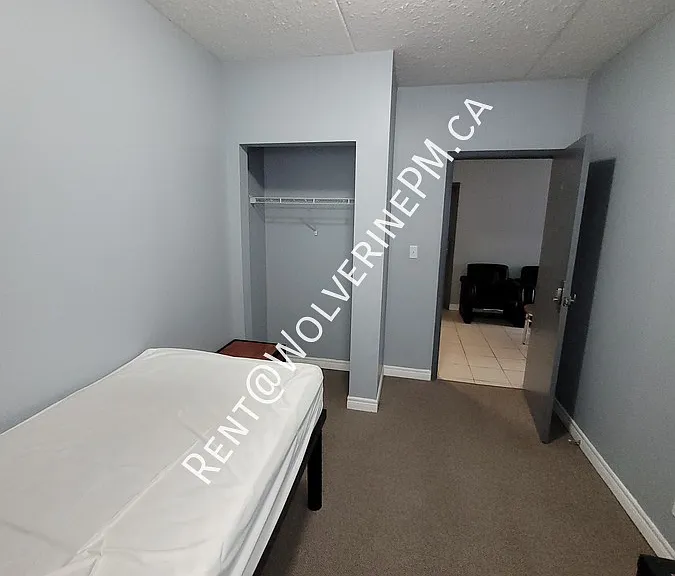 253 Lester St #301 — Photo 3
