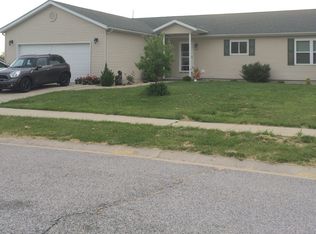 604 Somerset Dr, Granite City, IL 62040