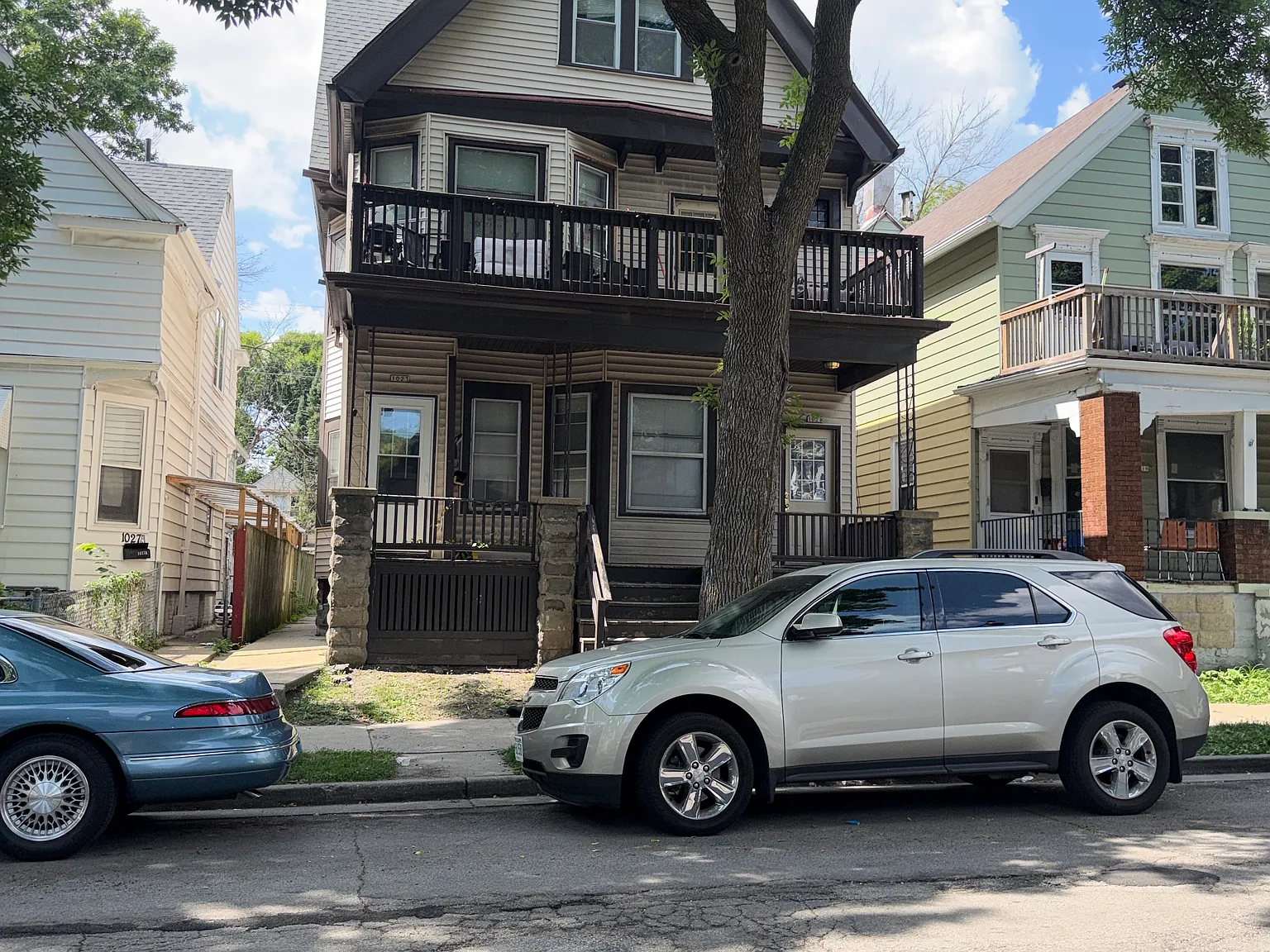 3 bed, $1,450 — Photo 1