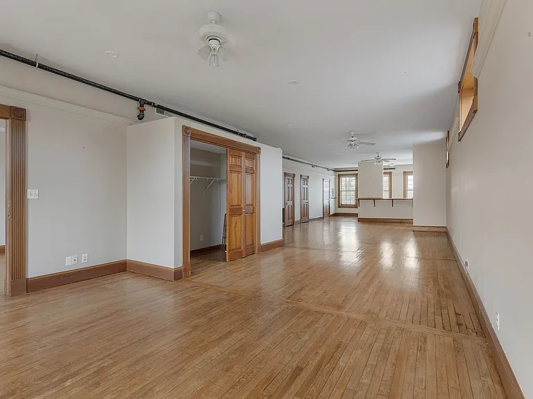 222 W Main St #A — Photo 12
