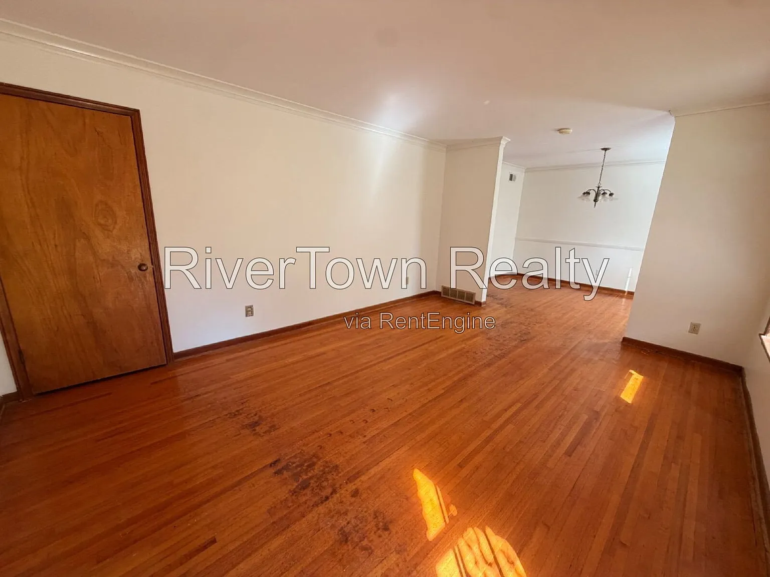 3 bed, 1.5 bath, $1,295 — Photo 3