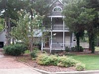 1st image of 906 Pine Grove Cir