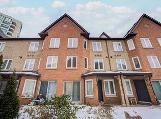 735 New Westminster Dr #32, Vaughan, ON L4J 7Y9