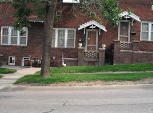 913 27th St, Sioux City, IA 51104