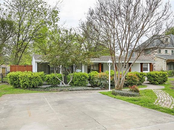 2nd image of 426 Pittman St