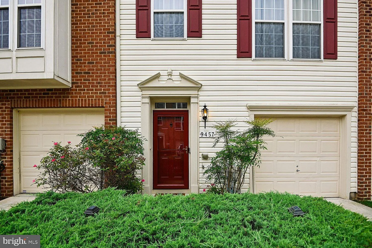 3 bed, 2.5 bath, 1900 sqft, $3,000 — Photo 4