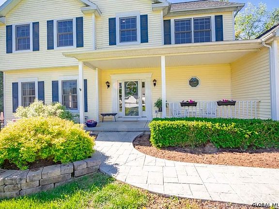 2nd image of 62 Michelle Dr