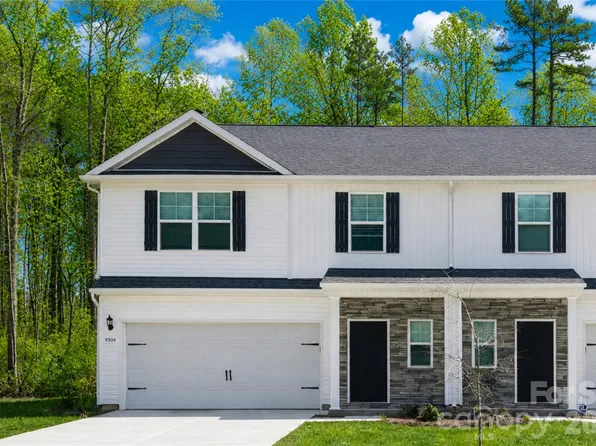 7504 Gwynne Hill Rd, Charlotte, NC 28215