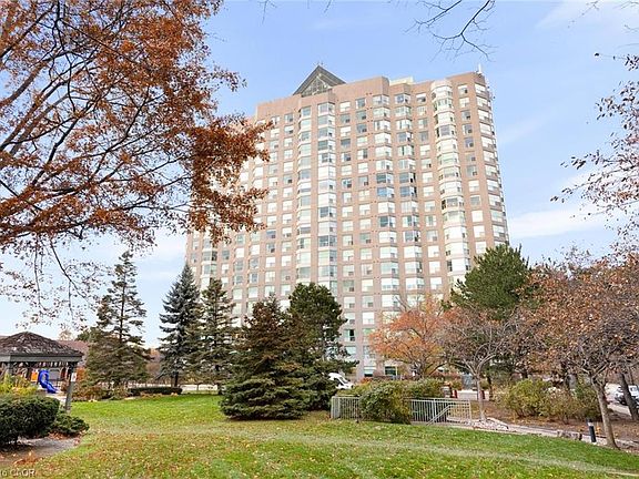 2nd image of 2155 Burnhamthorpe Rd W #1604