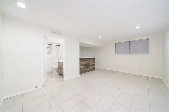 178 W 17th St #1 — Photo 15