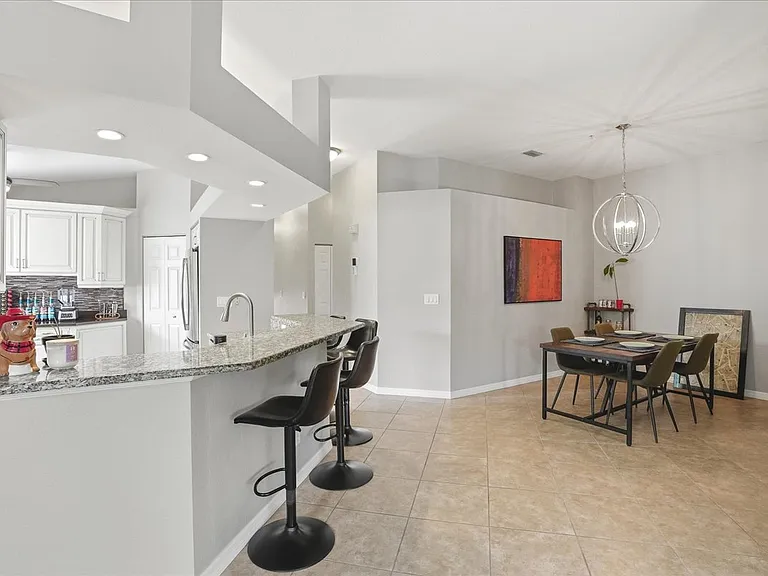 6829 Satinleaf Rd S #204 — Photo 1