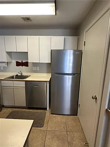1 bed, 1.0 bath, 672 sqft, $2,100 — Photo 4