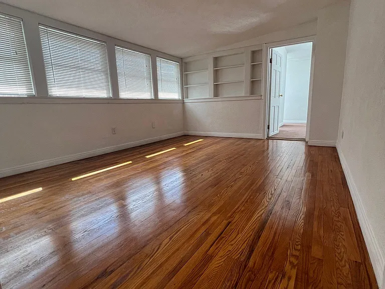 367 N Lima St #A — Photo 5
