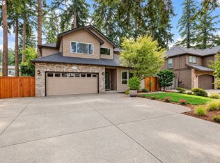 4802 Lakeview Blvd, Lake Oswego, OR 97035