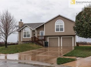 32430 W 174th Ct, Gardner, KS 66030