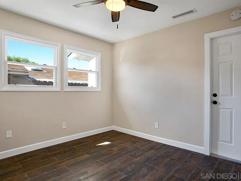 13041 Morene St — Photo 17