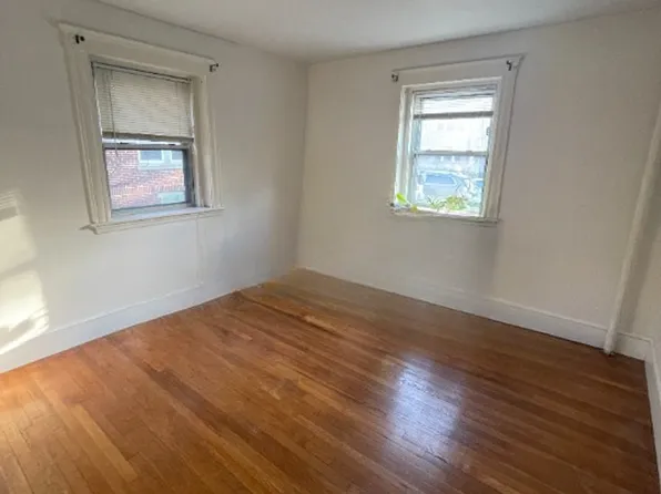 14A Lakeville Rd #11, Jamaica Plain, MA 02130