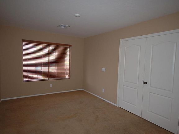 Front Den