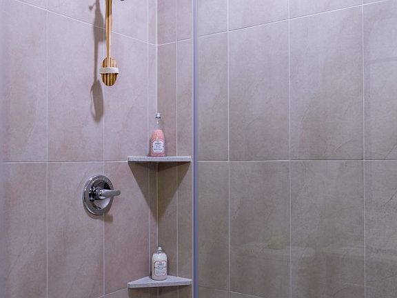 4th image of 2823 E Mlk Blvd APT 2323