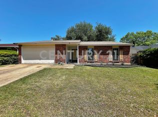 7127 Winterberry Dr, Dallas, TX 75249
