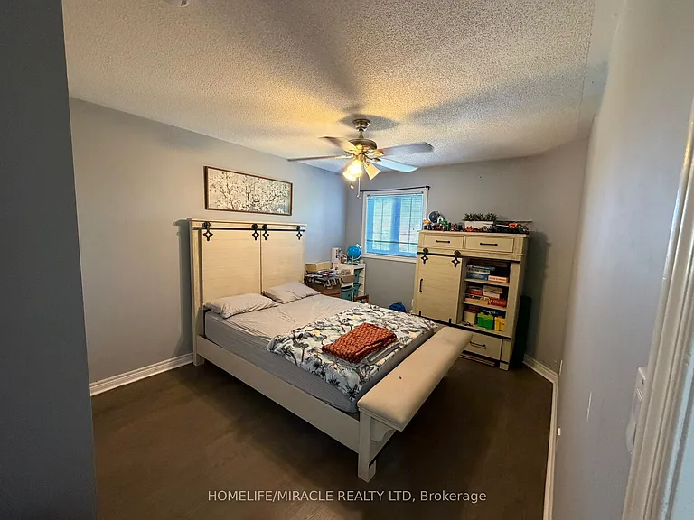7549 Doverwood Dr — Photo 19