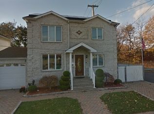 829 9th St, Secaucus, NJ 07094