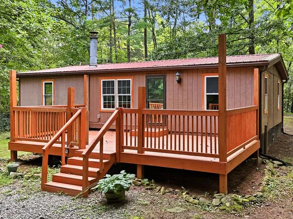 204 Dover Chapel Ter, Ellijay, GA 30540