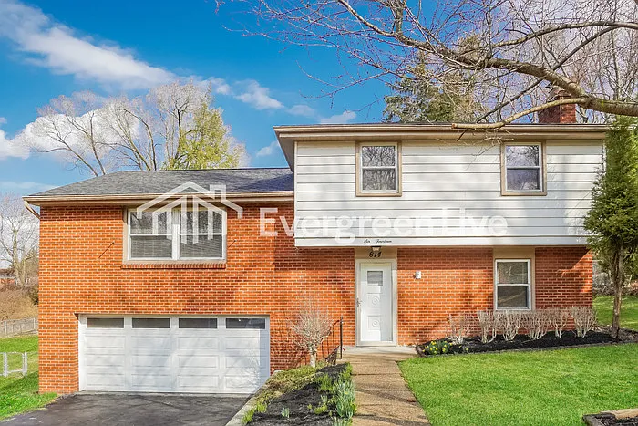 614 Fort Couch Rd