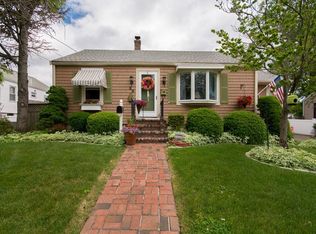 38 Little Neck Ave, Swansea, MA 02777