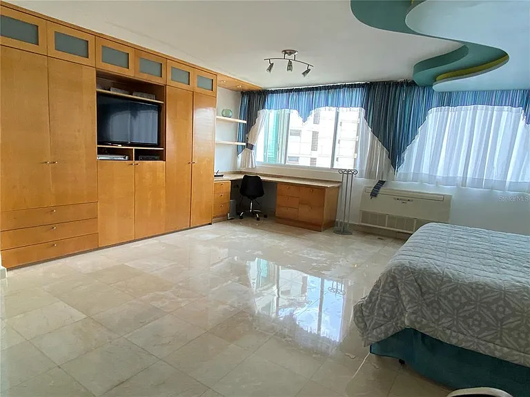 Park Plaza 4429 Ave Isla Verde #12 — Photo 14