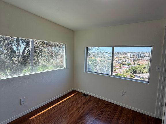 5th image of 5234 Roswell St #2