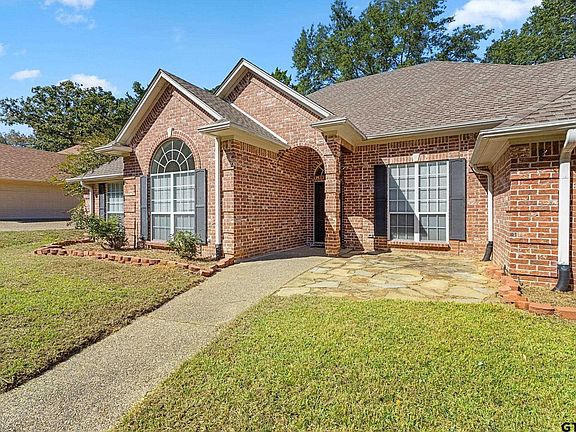 2nd image of 3412 Pebblebrook Dr