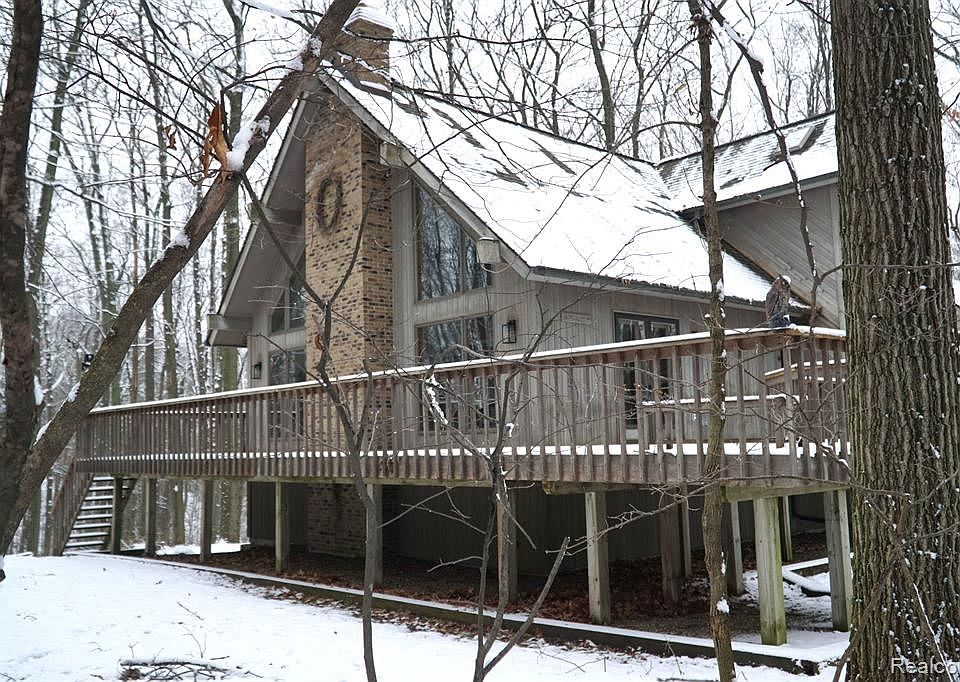 1st image of 2637 White Pine Dr