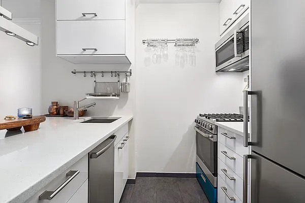 Sold by Douglas Elliman | media 4