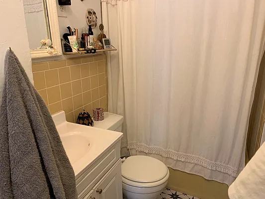 Rented by Corcoran | media 18