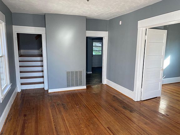 5th image of 1308 Dale Ave SE