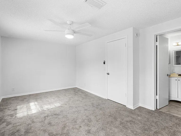 304 Georgian Park Dr — Photo 19