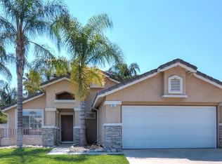 955 Cheyenne Rd, Corona, CA 92878