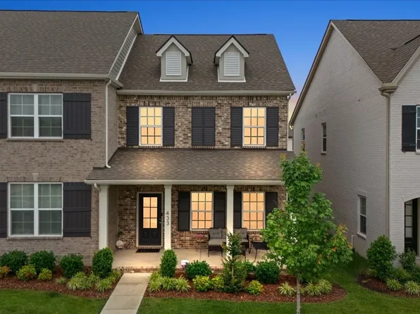 433 Longstone Rd, Gallatin, TN 37066