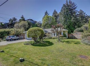 1402 Rose Ann Dr, Nanaimo, BC V9T 3Z3