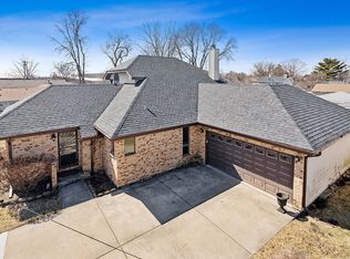 1723 Lawrence Ave, Lockport, IL 60441