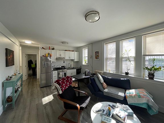 2nd image of 475 Highland Ave
