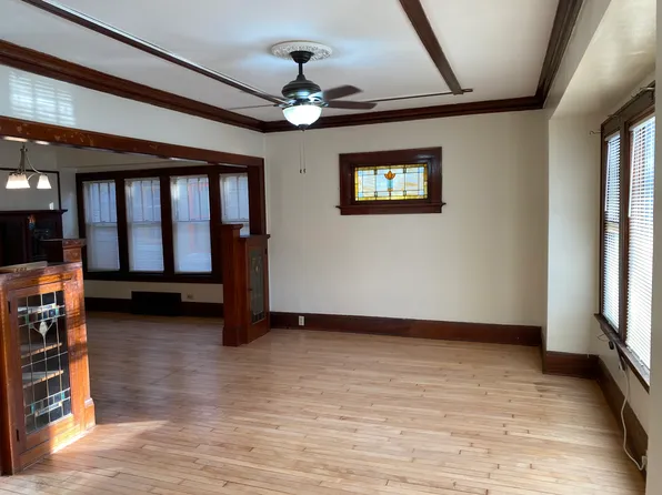 3508 N 15th St, Milwaukee, WI 53206